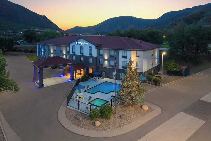 Holiday Inn Express Glenwood Springs by IHG