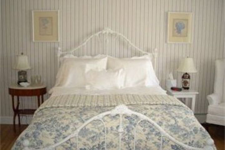 The Shearwater Inn