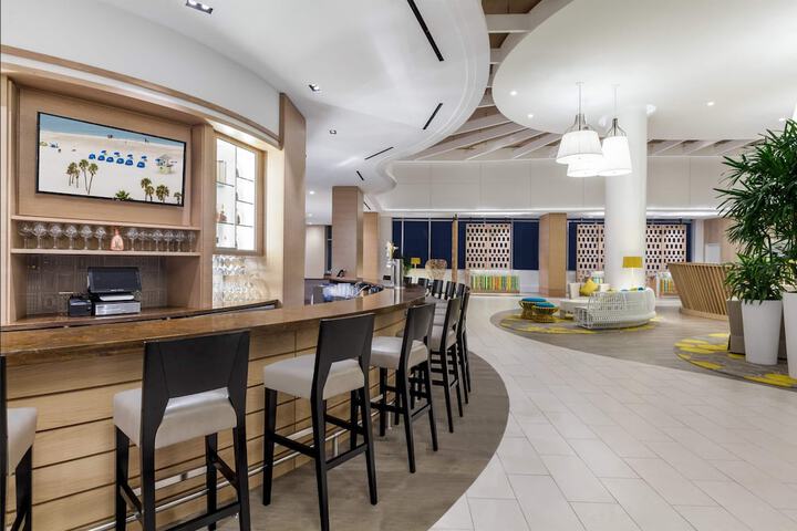 Wyndham Grand Clearwater Beach