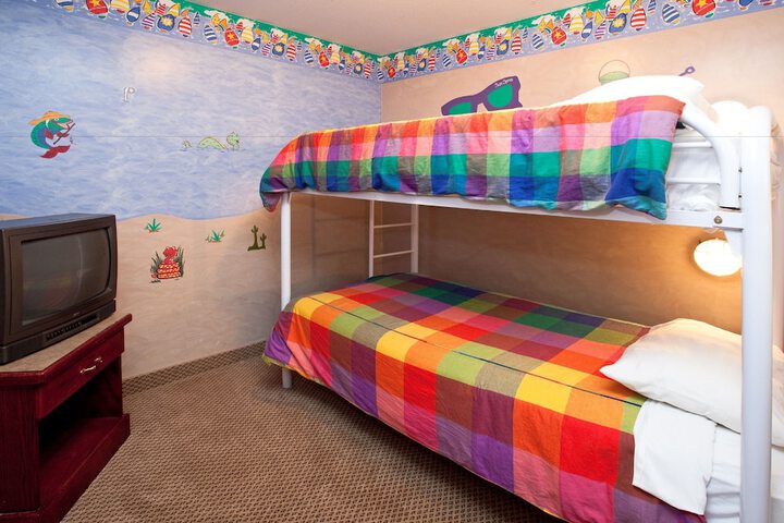 Room 50 of 78