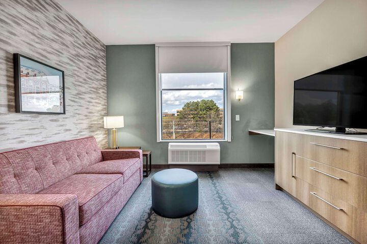 Room 51 of 83