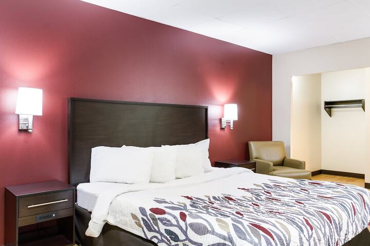 Room 7 of 25