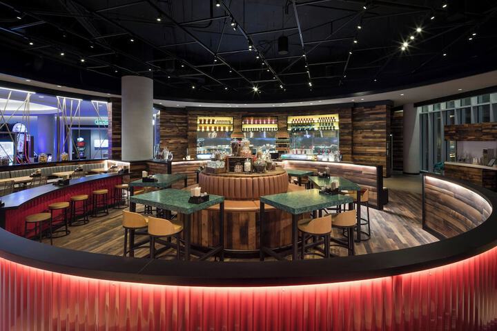 Dining 89 of 118