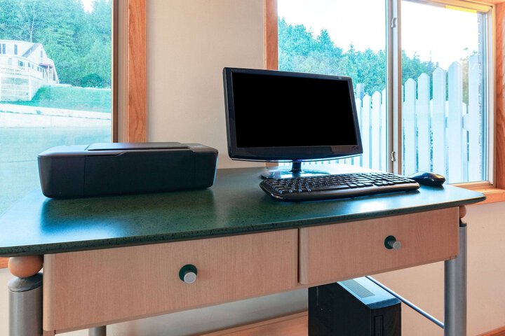 Business Center 53 of 57