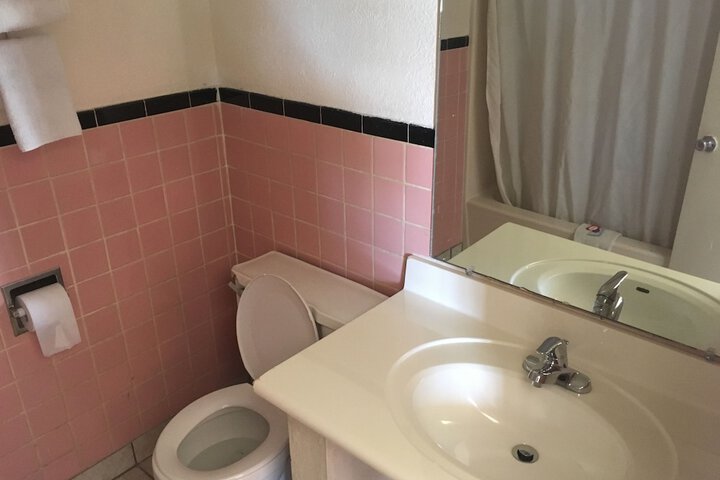 Room 7 of 17