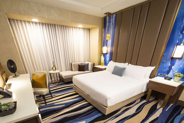 Room 16 of 61
