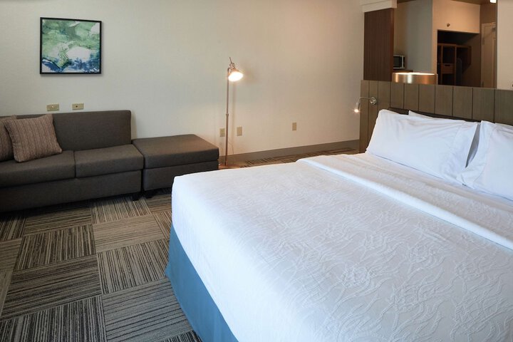 Room 31 of 69