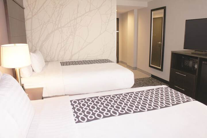 Room 20 of 81