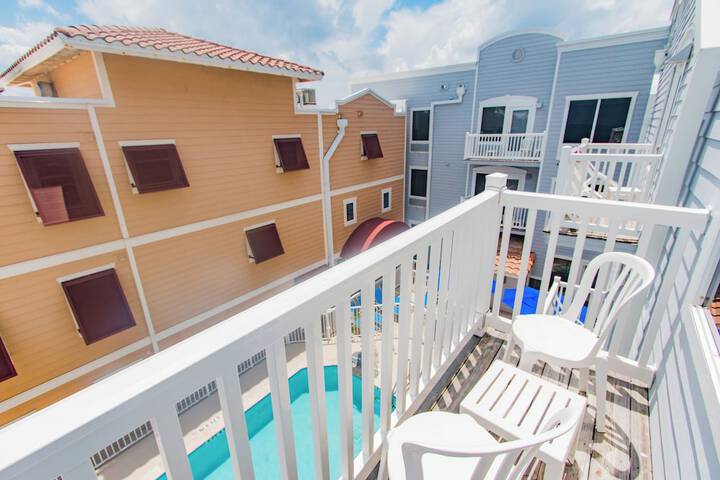 Seaside Amelia Inn