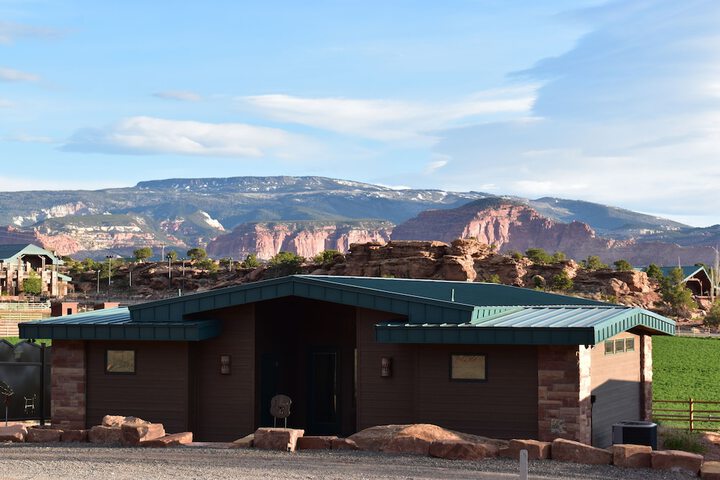 Cougar Ridge Resort