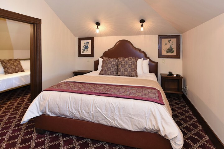 Room 45 of 69