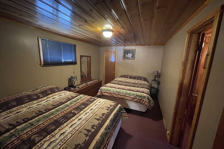 Eagle Nest Fly Shack and Lodge