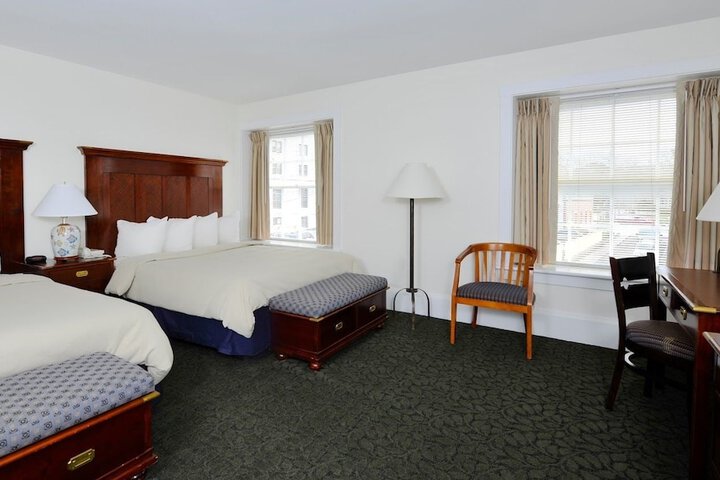 Room 26 of 46