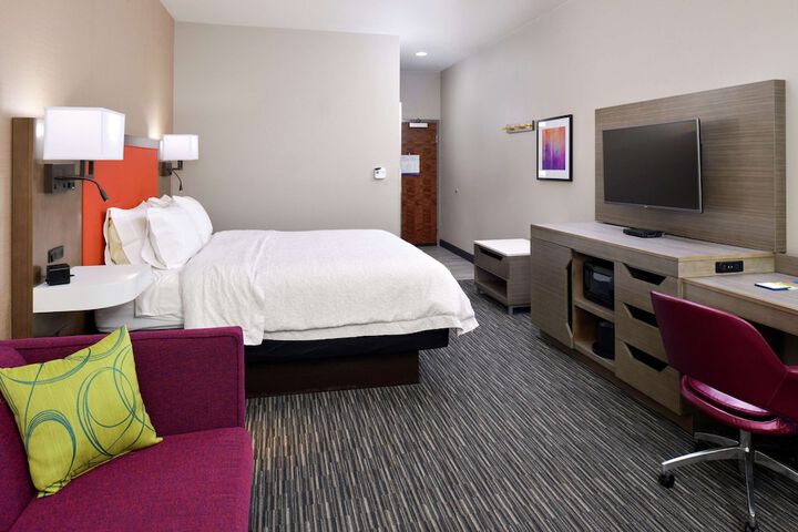 Room 42 of 79
