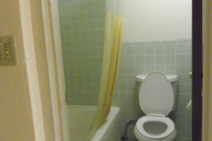 Room 68 of 75