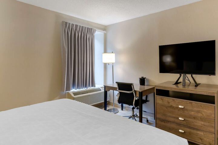 Room 10 of 21