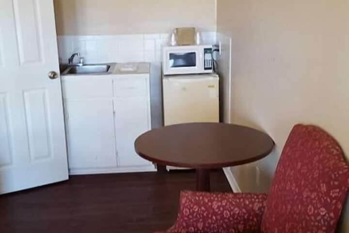 Room 12 of 23