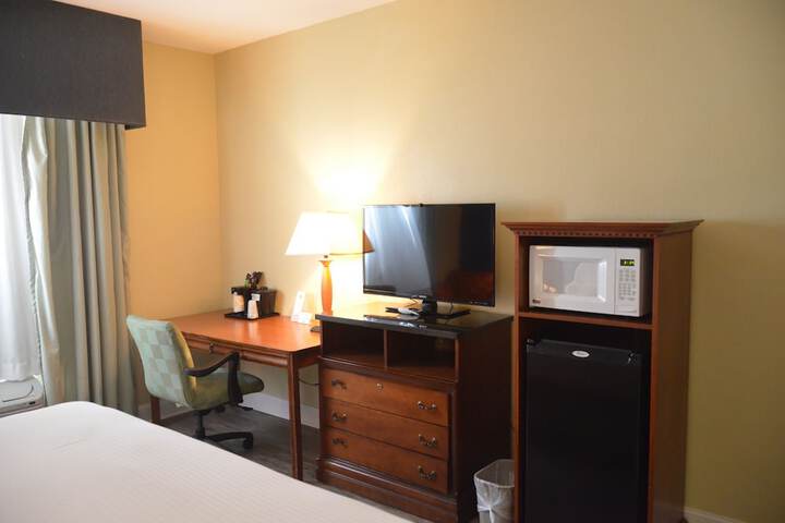 Room 13 of 24