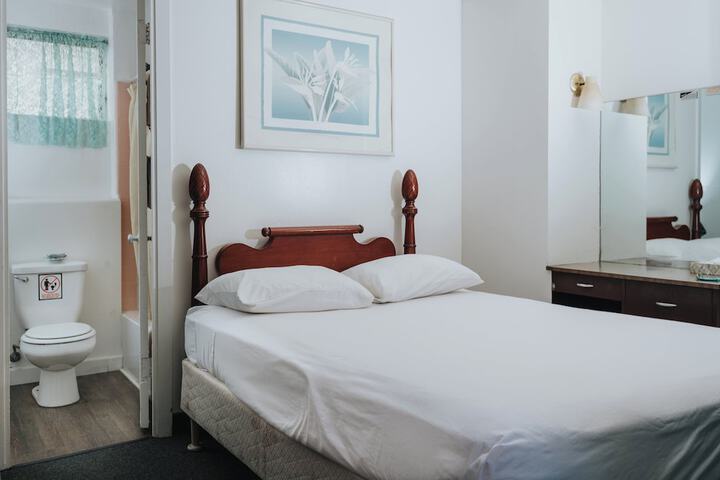 Room 60 of 90