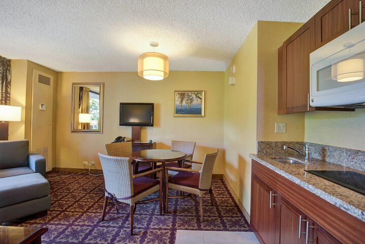 Hilo Hawaiian Hotel Trademark Collection by Wyndham