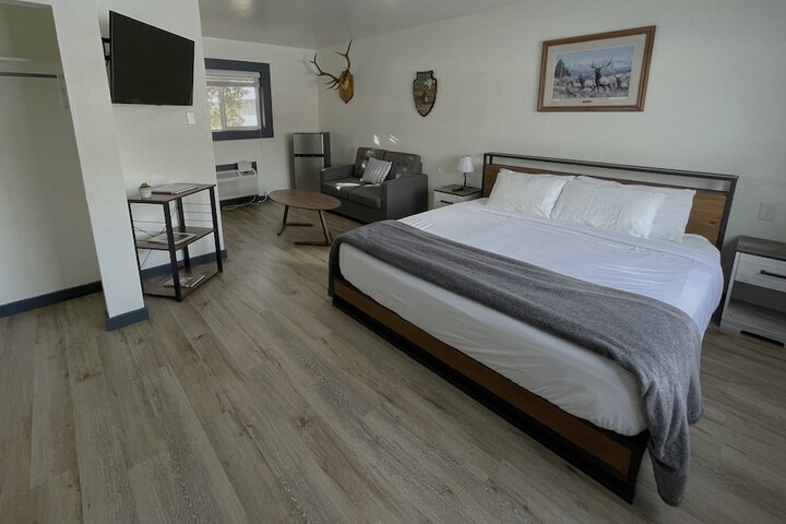 Sacajawea Inn