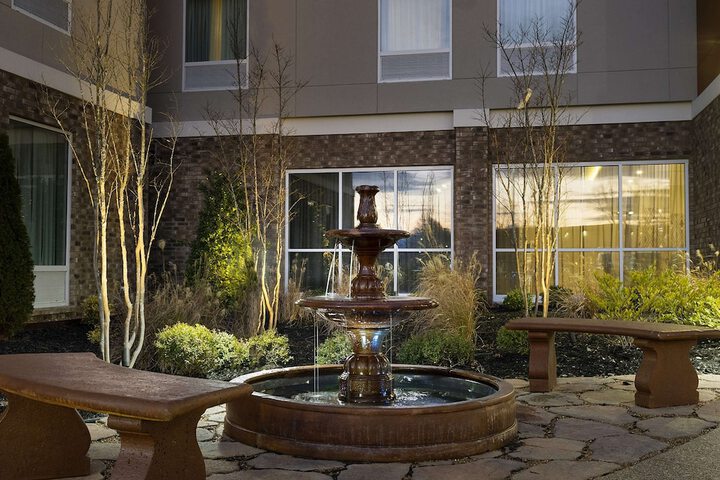 Hotel 2 of 25