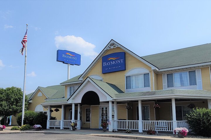 Baymont by Wyndham Albany MN