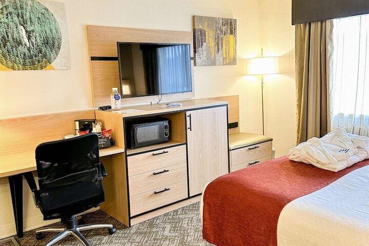Room 36 of 54