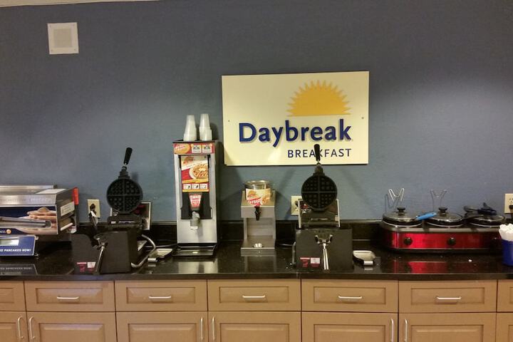 Days Inn by Wyndham Chattanooga / Hamilton Place