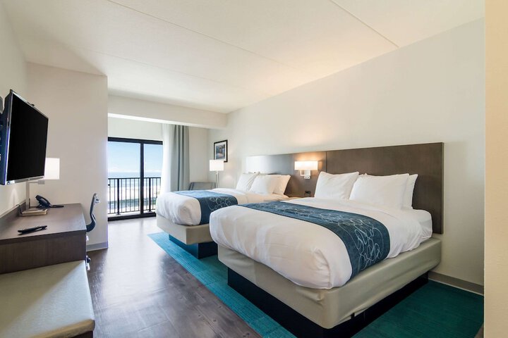 Room 30 of 46