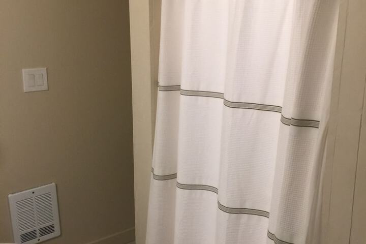 Room 227 of 287