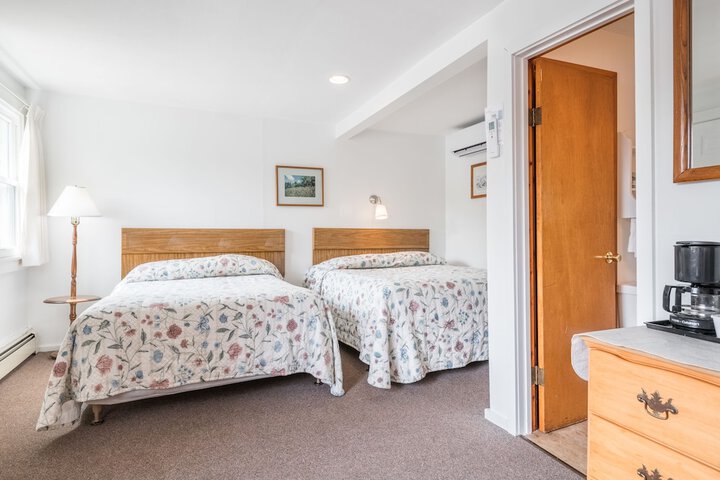 Room 34 of 44