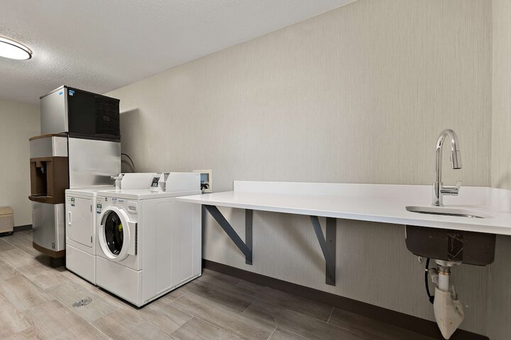 Laundry 73 of 74