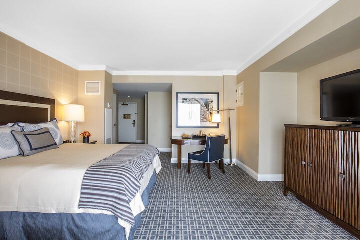 Room 62 of 127
