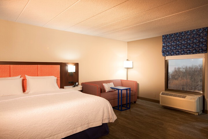 Hampton Inn Pennsville