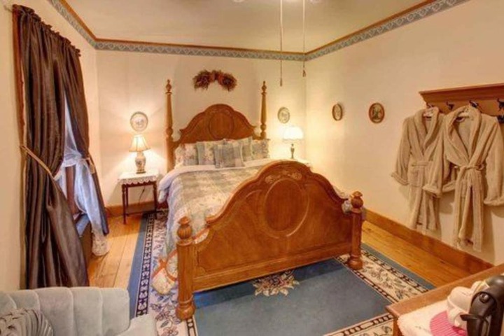 Room 57 of 100