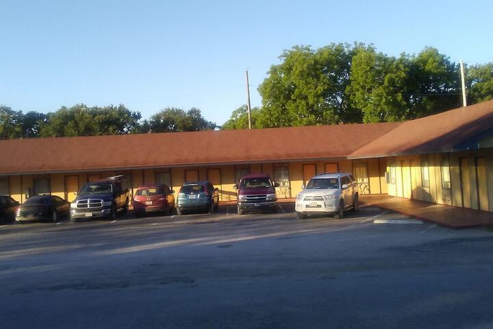 Property Grounds 15 of 16