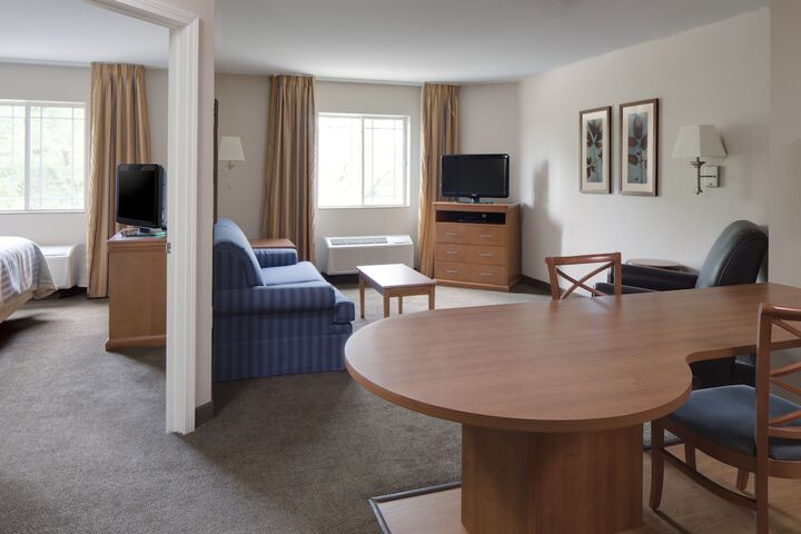 Room 42 of 67