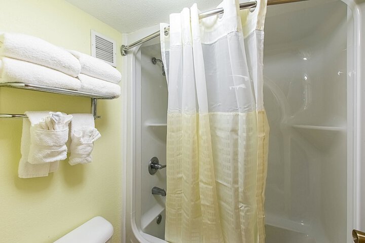 Room 40 of 71