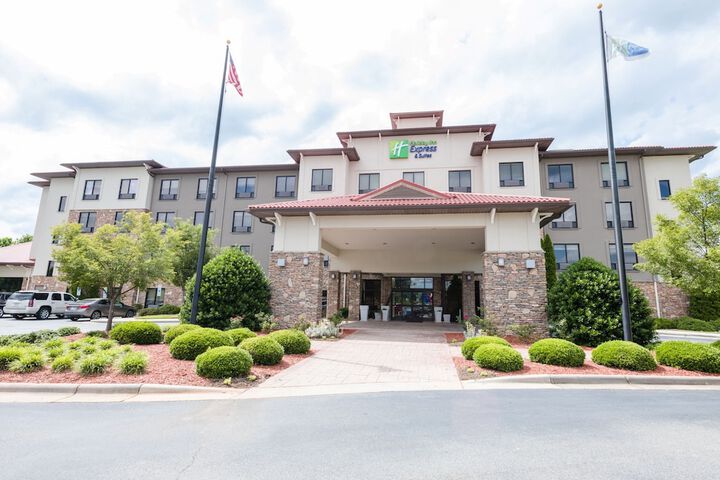 Hotel 3 of 59