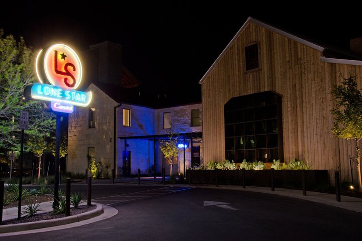 Hotel 4 of 44