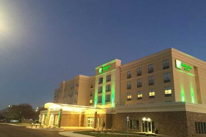 Holiday Inn Hotels and Suites Mount Pleasant by IHG