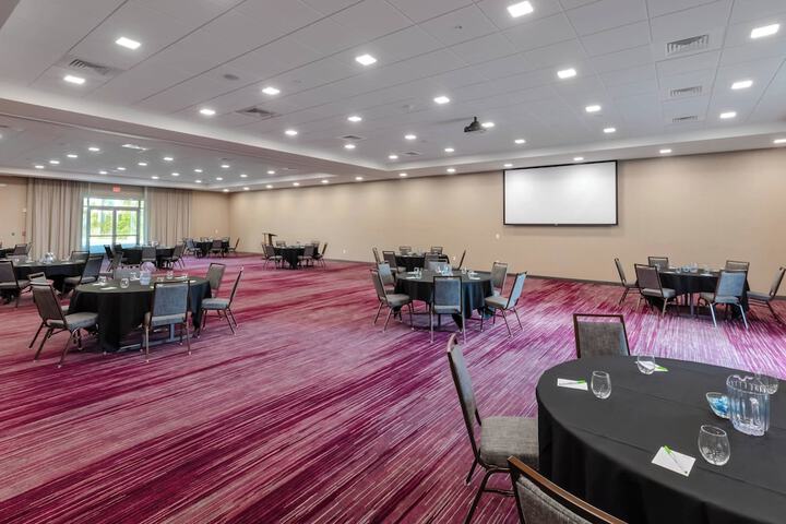 Courtyard by Marriott Savannah Airport
