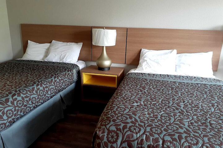 Room 32 of 36