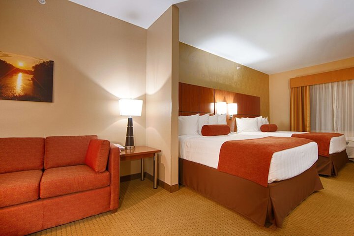 Best Western Plus Finger Lakes Inn & Suites
