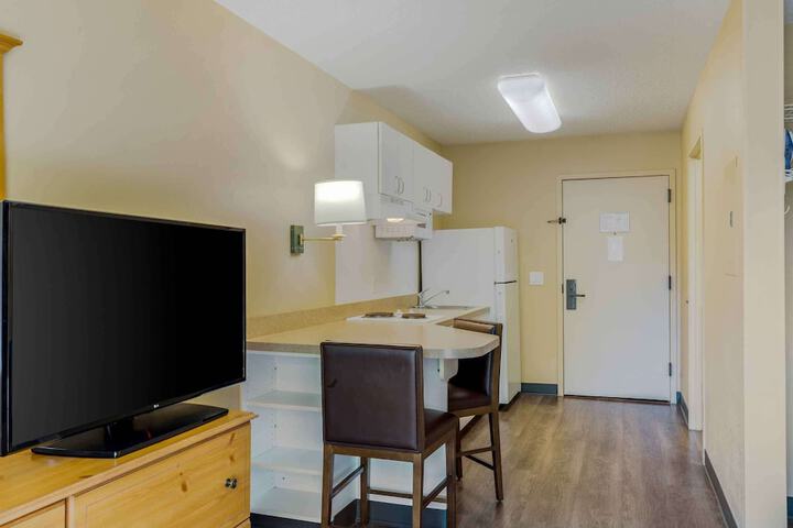 Room 11 of 31