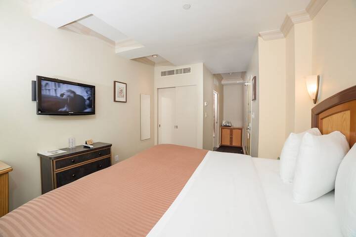 Room 29 of 58