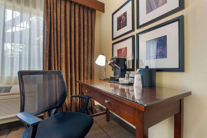 Room 14 of 52