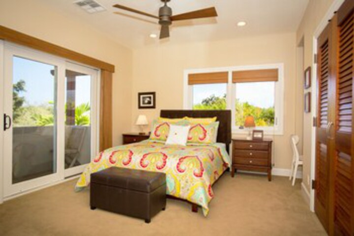 Pineapple Hale - Four Bedroom Home