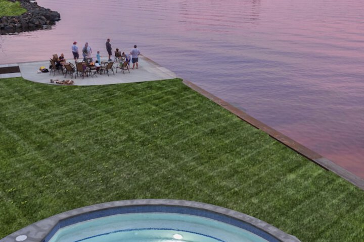 Pier B Resort